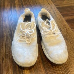 White all birds women’s wool runners used size 9